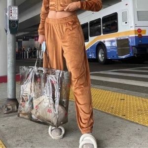 SKIMS velvet velour pants - NWT - Sz M​